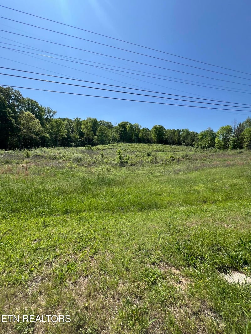 2143 Highway 411, Madisonville, TN 37354