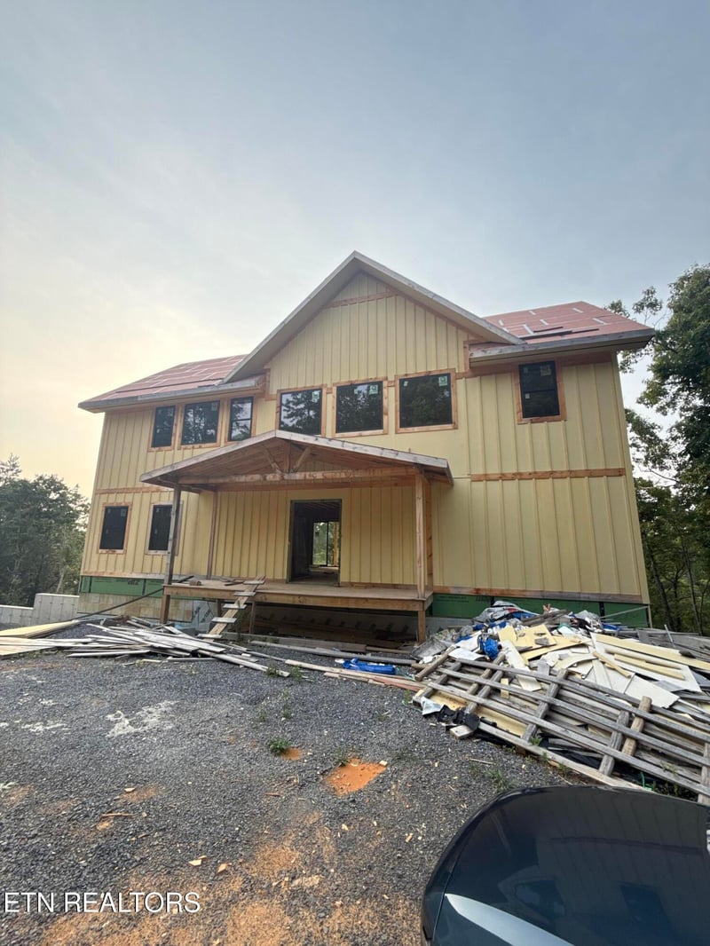 2145 Spurling Rd, Sevierville, TN 37862