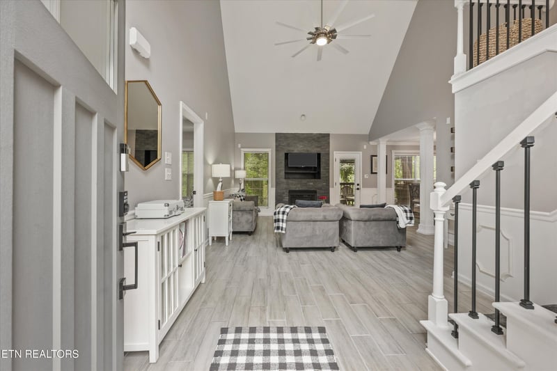 2145 Willow Creek Ln, Knoxville, TN 37909