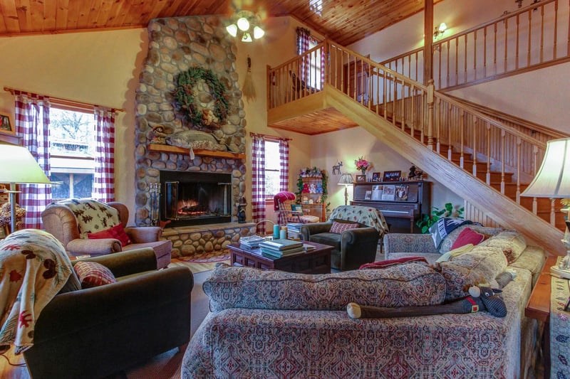 2149 Seaton Springs Rd, Sevierville, TN 37862