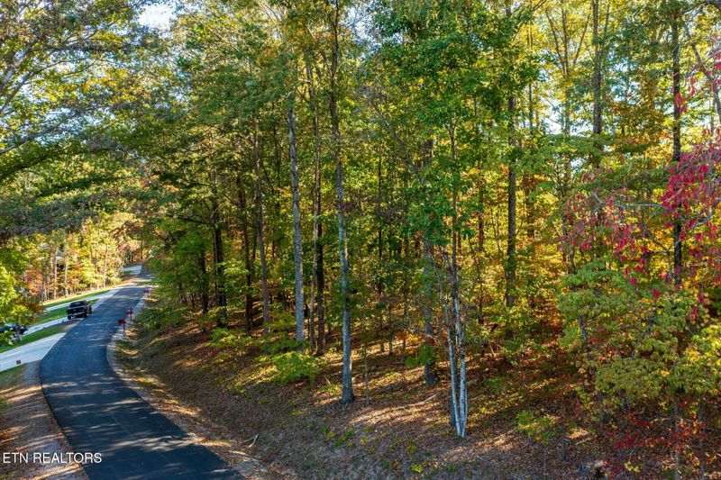 215 Chahyga Cir, Loudon, TN 37774