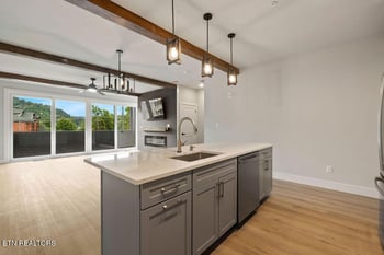 215 Circle Dr #8, Gatlinburg, TN 37738