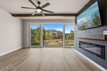 215 Circle Dr #9, Gatlinburg, TN 37738