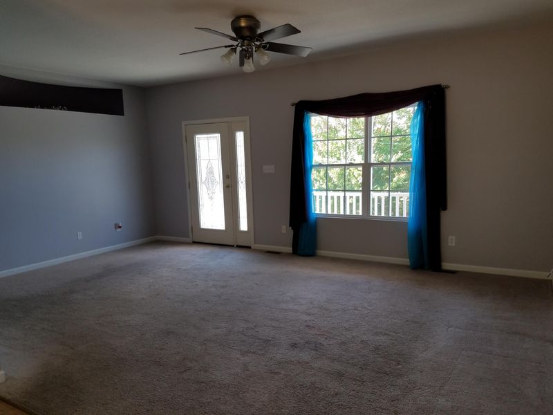 215 Doyle St, Lenoir City, TN 37771