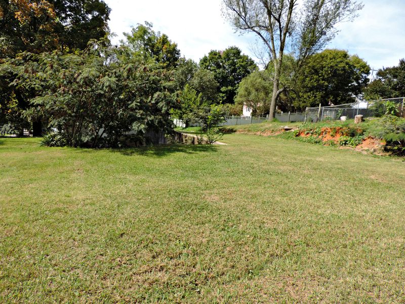 215 E 5th North St, Morristown, TN 37814
