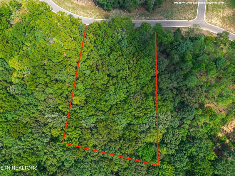 215 Flip Flop Way, Loudon, TN 37774
