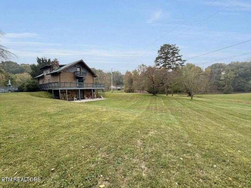 215 Grave Hill Rd, Oneida, TN 37841
