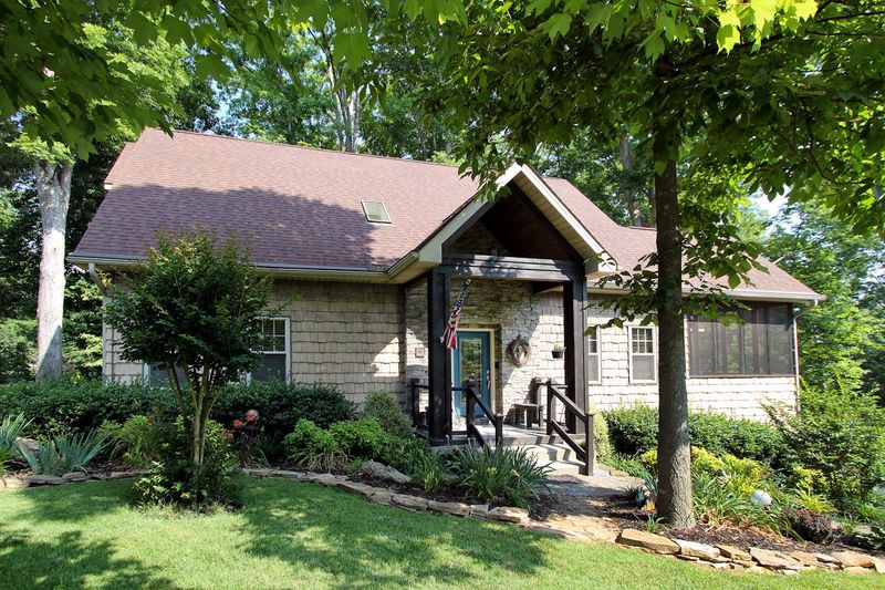 215 Inata Tr, Loudon, TN 37774