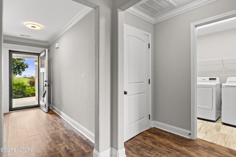 215 Montgomery Farms Dr, Friendsville, TN 37737