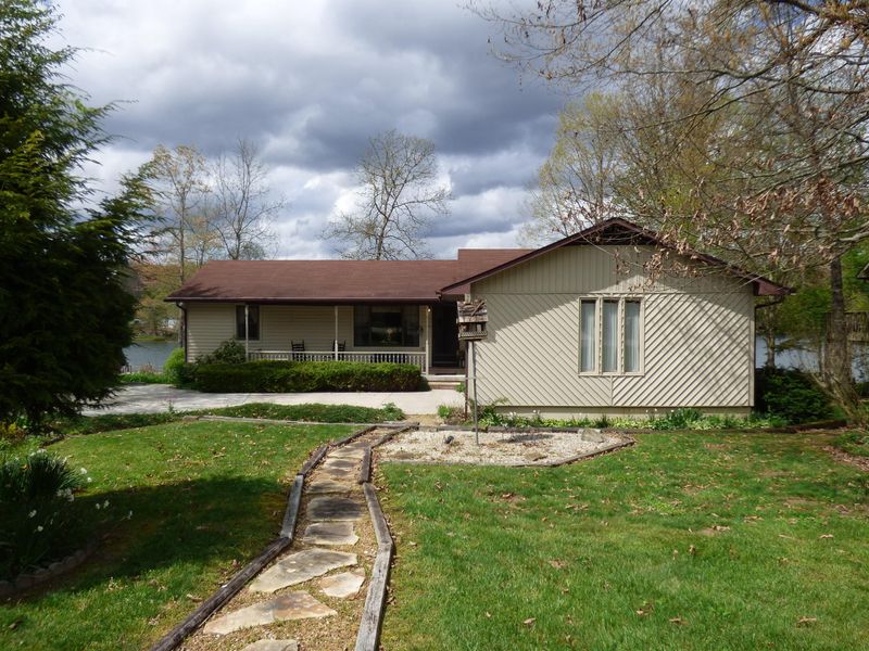 215 Pomeroy Dr, Fairfield Glade, TN 38558