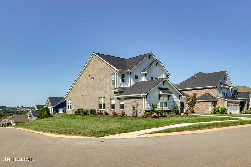 215 Reverence Run Ln, Farragut, TN 37934