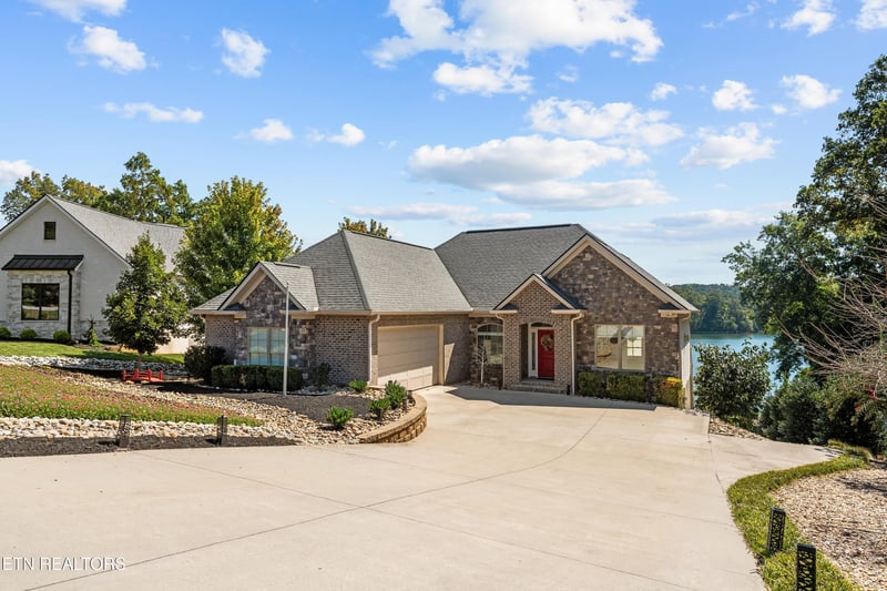 215 Tecumseh Way, Loudon, TN 37774