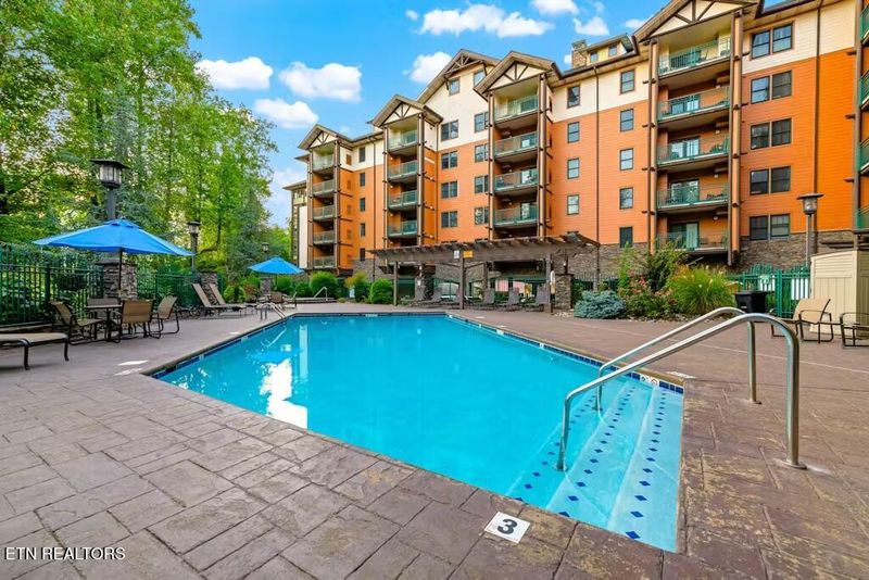 215 Woliss Ln #406, Gatlinburg, TN 37738