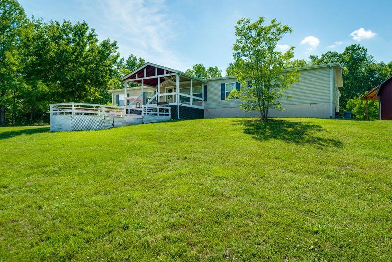2151 Leffle Webb Rd, Crossville, TN 38572