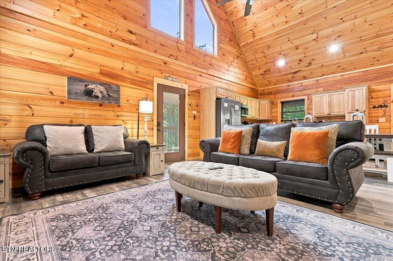 2151 Wingspan Dr, Sevierville, TN 37876