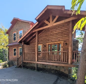 2152 E View Dr, Sevierville, TN 37876