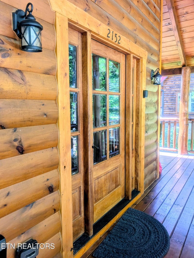 2152 E View Dr, Sevierville, TN 37876