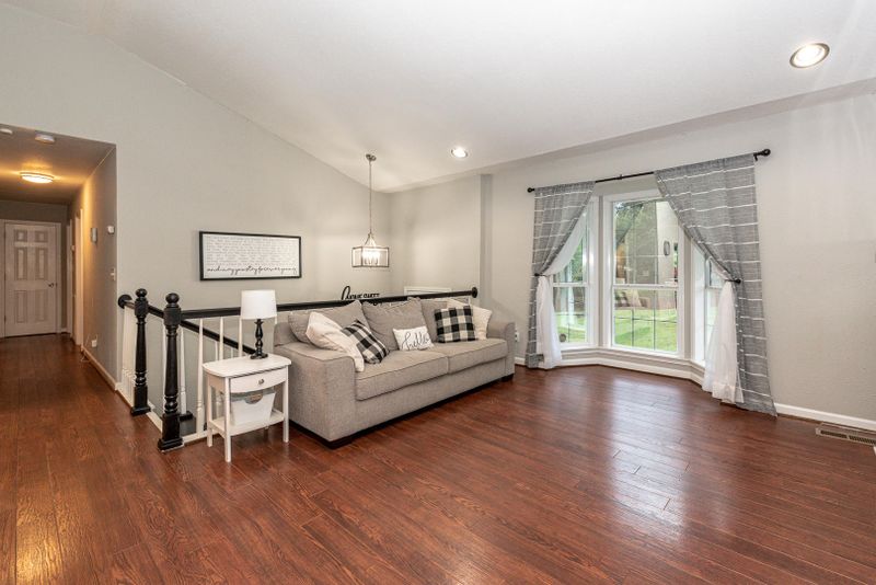 2152 Ridgecrest Dr, Maryville, TN 37803