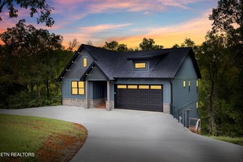 2154 Aaron Ct, Sevierville, TN 37876