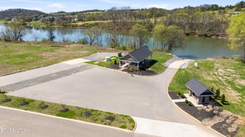 2154 Tributary Dr, Sevierville, TN 37876