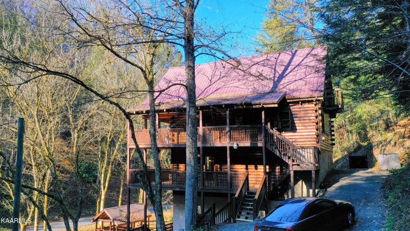 2158 Ridgecrest Loop Ln, Sevierville, TN 37876