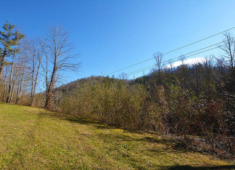 2159 E Parkway, Gatlinburg, TN 37738