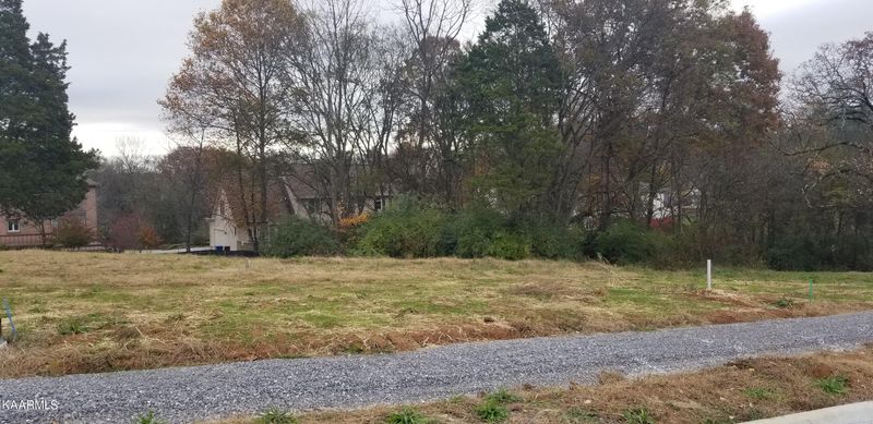 216 Fence Post Ln, Farragut, TN 37934