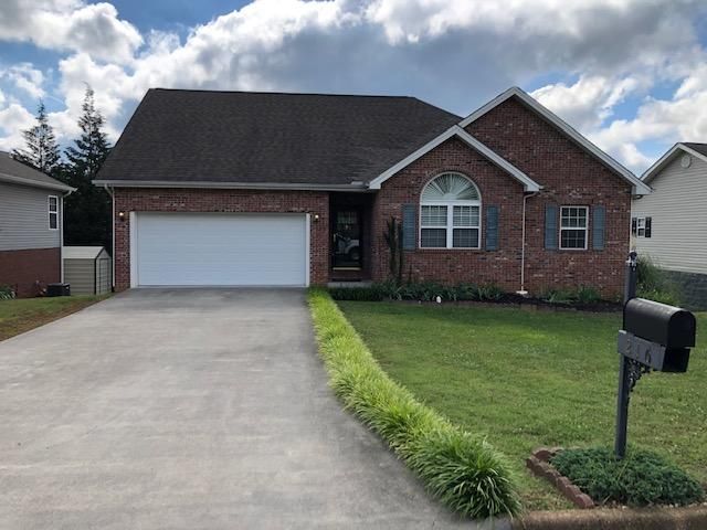 216 Fyke Dr, Athens, TN 37303