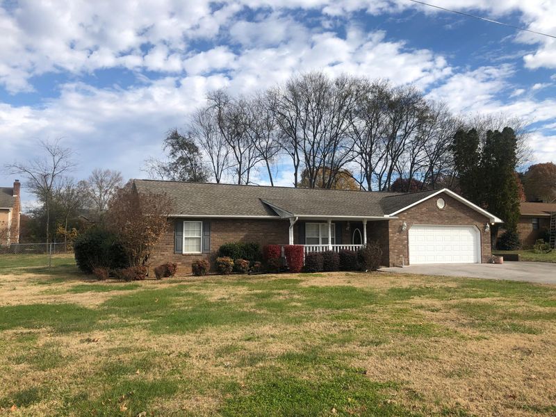 216 Geronimo Rd, Knoxville, TN 37934