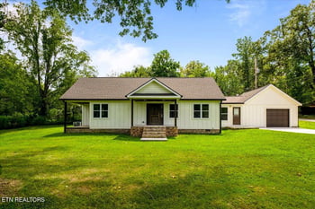 216 Lafayette St, Oneida, TN 37841