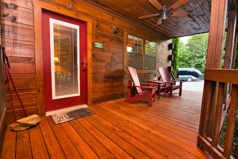 216 Lower Smithfield Rd, Tellico Plains, TN 37385