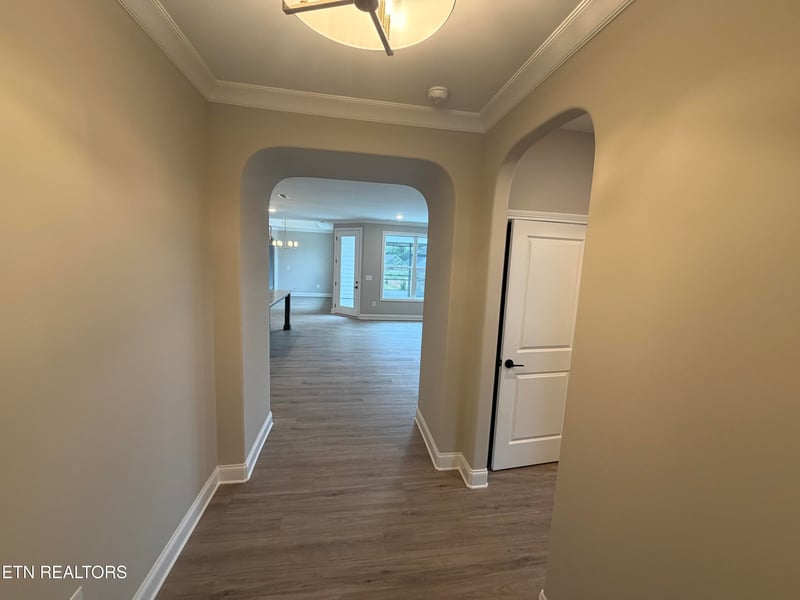 216 River Birch Dr, Lenoir City, TN 37771