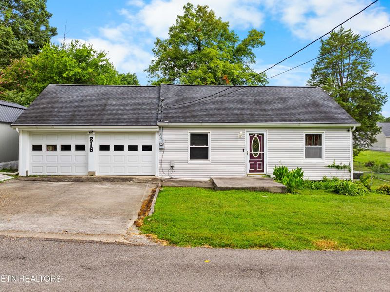 216 Shipe Rd, Powell, TN 37849