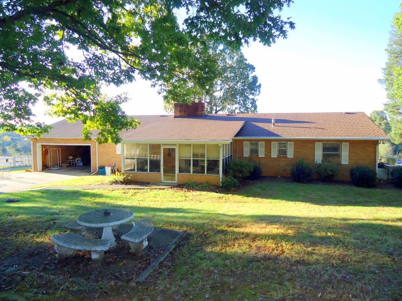 2161 Highway 411, Vonore, TN 37885