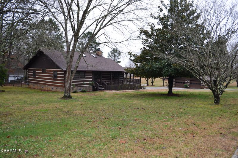 2163 Allenridge Dr, Sevierville, TN 37876