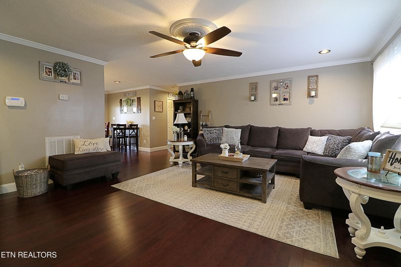2163 Cherry Fork Rd, Helenwood, TN 37755