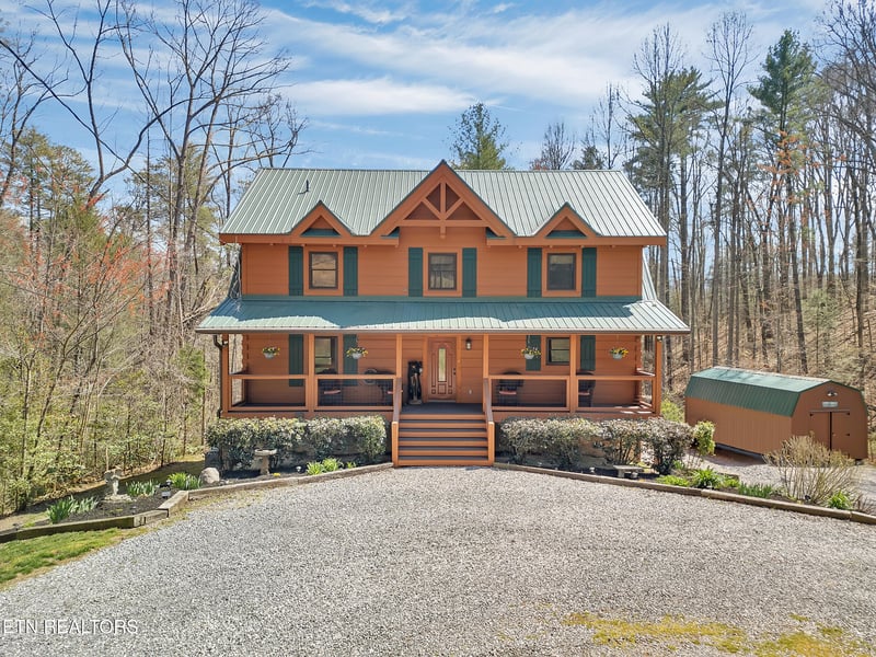 2164 Newt Huff Ln, Sevierville, TN 37862