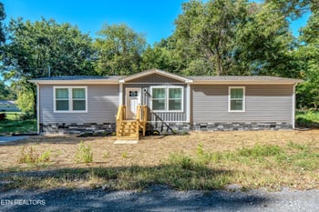 217 Doris Ln, Maryville, TN 37803