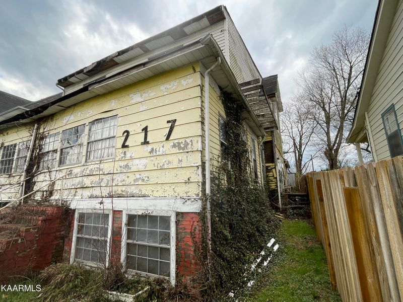 217 E Scott Ave, Knoxville, TN 37917