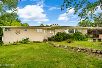 217 Hardin Ln, Sevierville, TN 37862