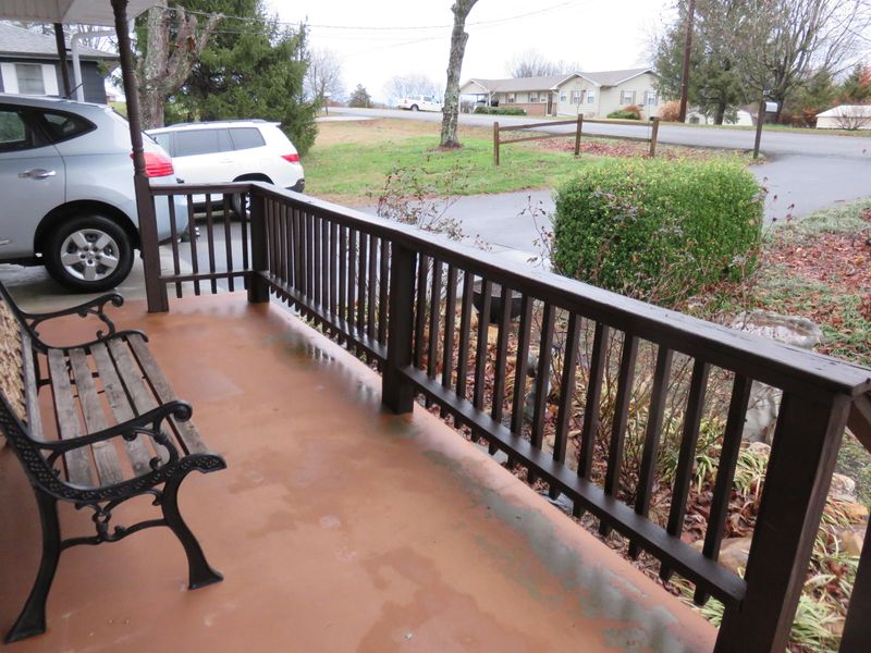 217 Highland Dr, Englewood, TN 37329