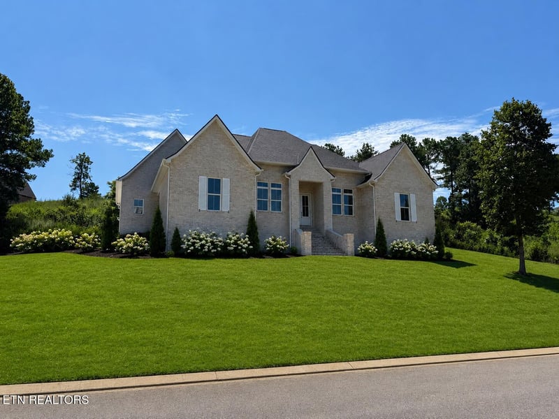217 Lake Ferry Dr, Loudon, TN 37774