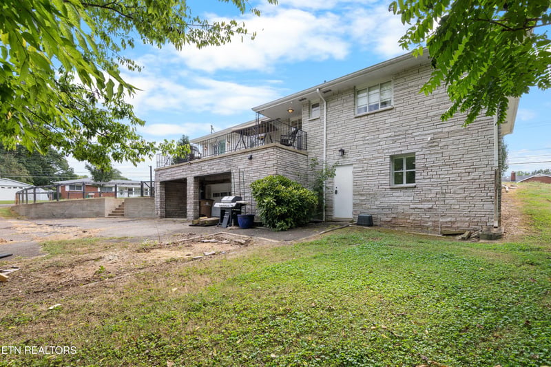 217 Linford Rd, Knoxville, TN 37920