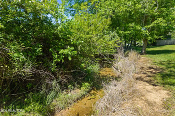 217 Oakland Rd, Sweetwater, TN 37874