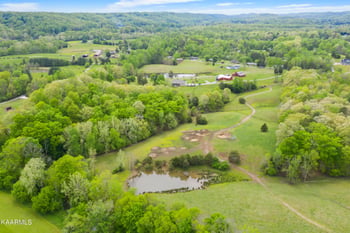 217 Ollis Rd, Oliver Springs, TN 37840