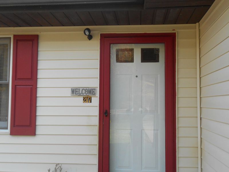 217 Smith Oak Ln, Jacksboro, TN 37757