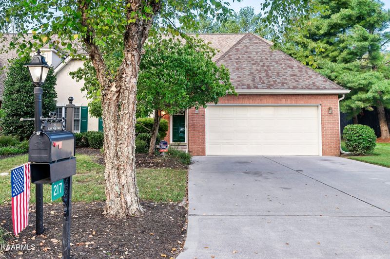 217 Town View Ct, Sevierville, TN 37862