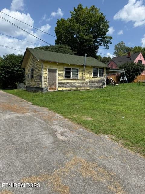 217 Walden Ave, Harriman, TN 37748