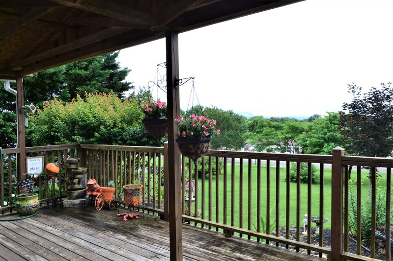 217 Westmoreland Ct, Seymour, TN 37865