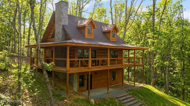 2171 Bause Watson Ln, Gatlinburg, TN 37738